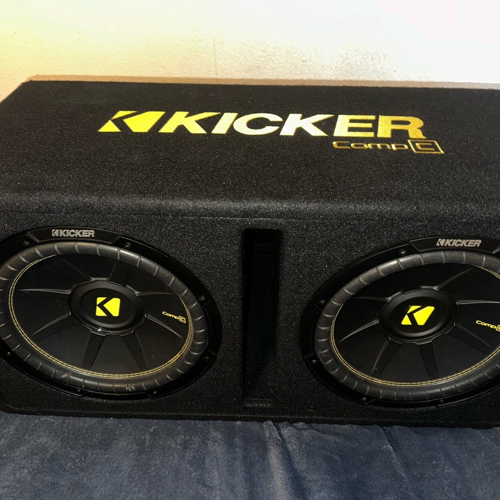 Kickers CompC Black Car Subwoofer Enclosure
